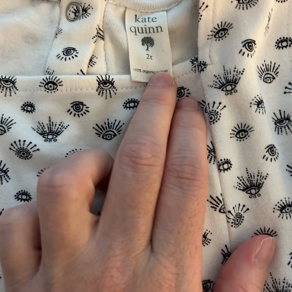 Adorable 2t Kate Quinn top - Picture 3 of 3